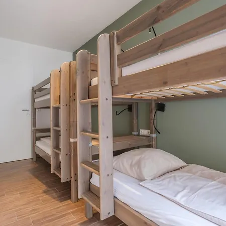 Emma 1 Apartman *
